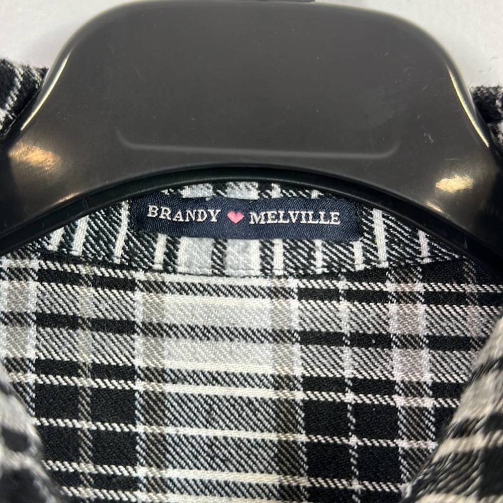 Brandy Melville plaid flannel button up casual shirt - Picture 2 of 6